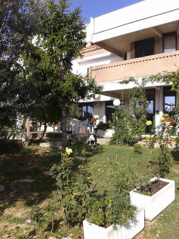 Villa Giuseppe Roseto degli Abruzzi Szoba fotó